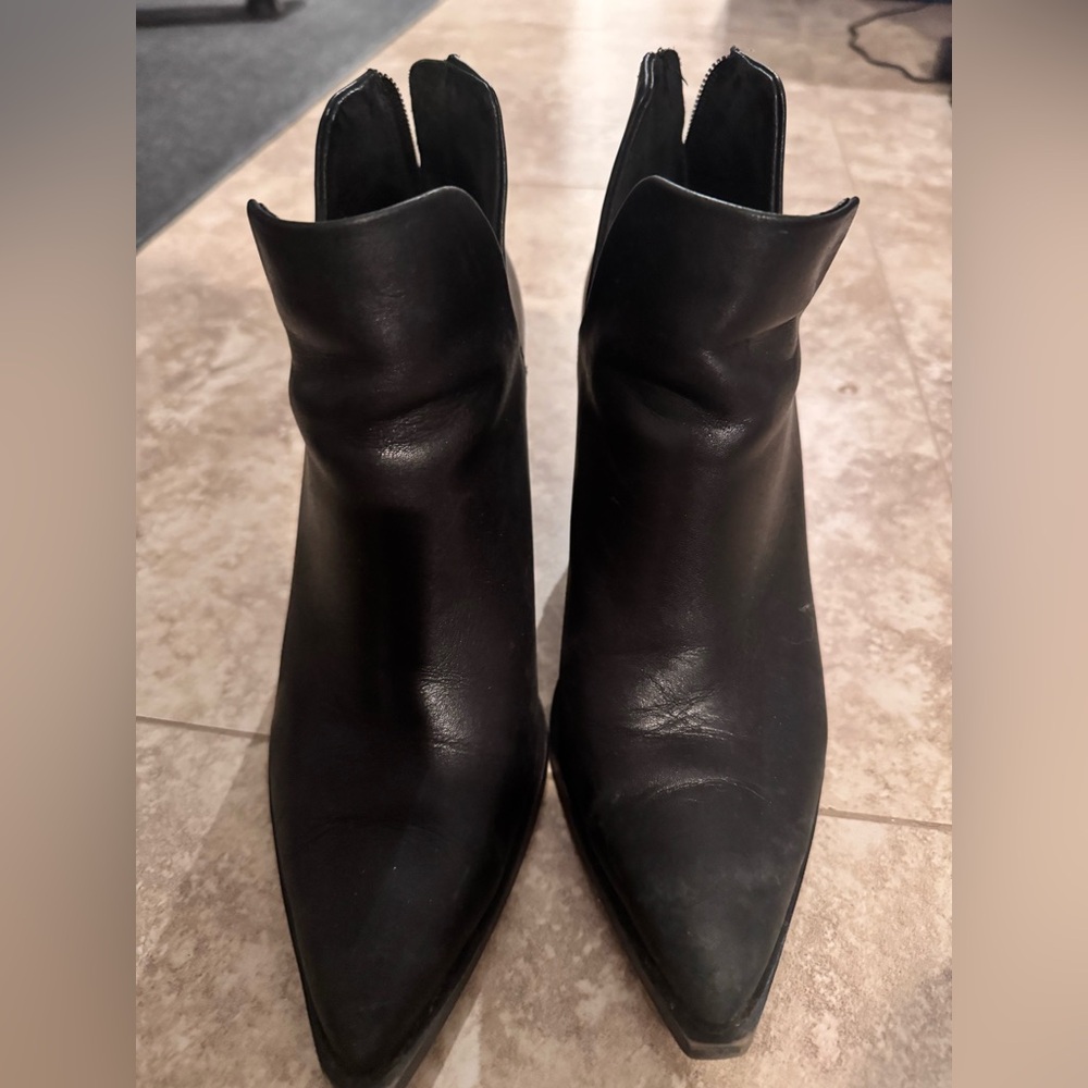 Vince Camuto Classic Black Ankle Leather Booties